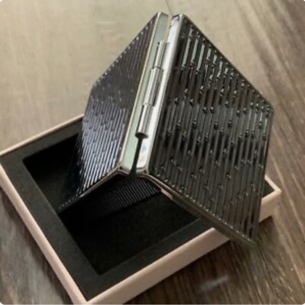 Nib Gucci Magnifying Double Side Silver Mirror Co… - image 6